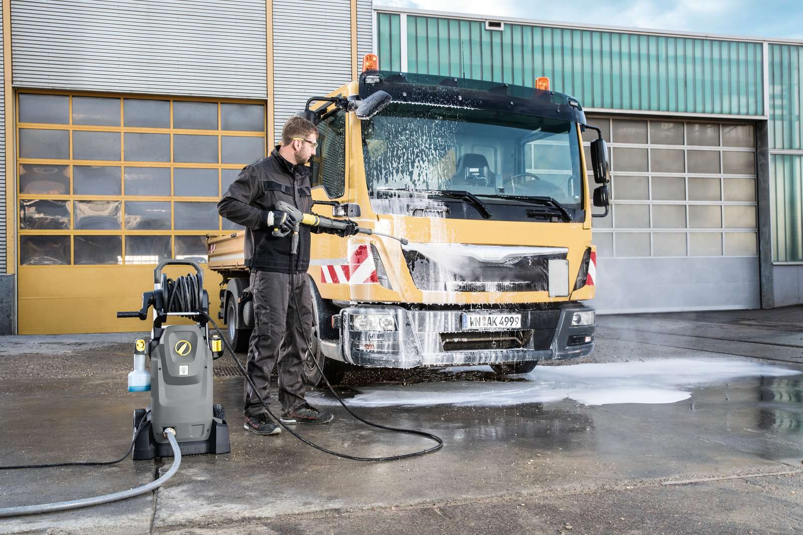 Idropulitrice alta pressione HD 8/18-4 M Karcher